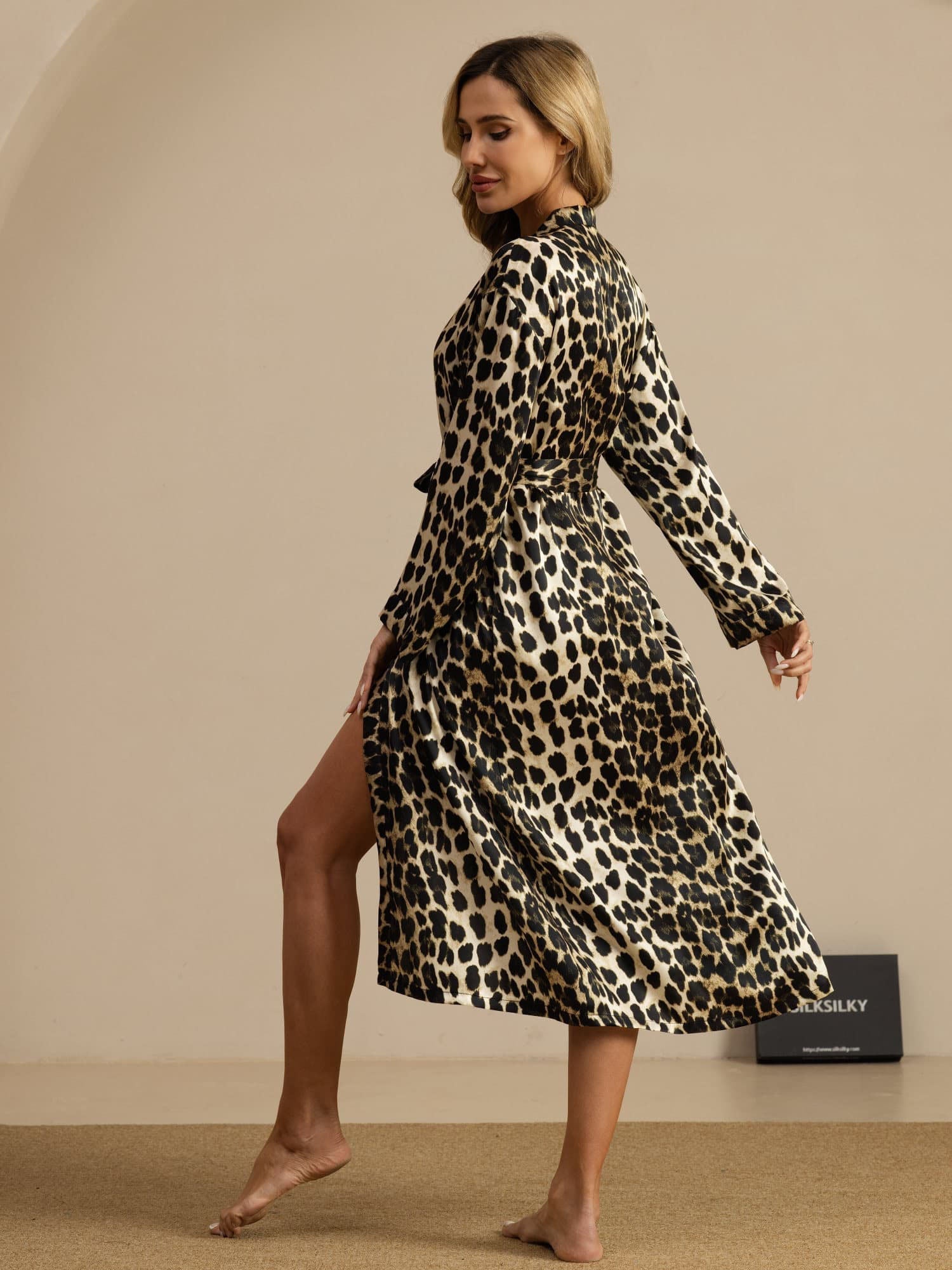Pure Silk Women's Long Sleeve Midi Leopard Printed Robe