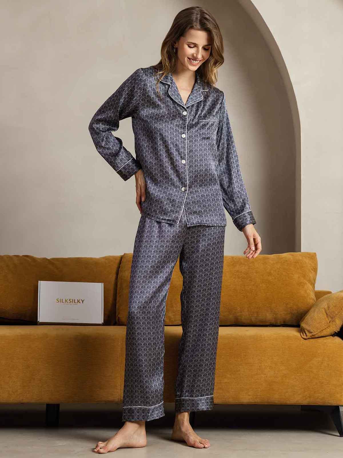 Women's Pure Silk Navy Ginkgo Print Long Sleeve Notch Collar Pajamas Set