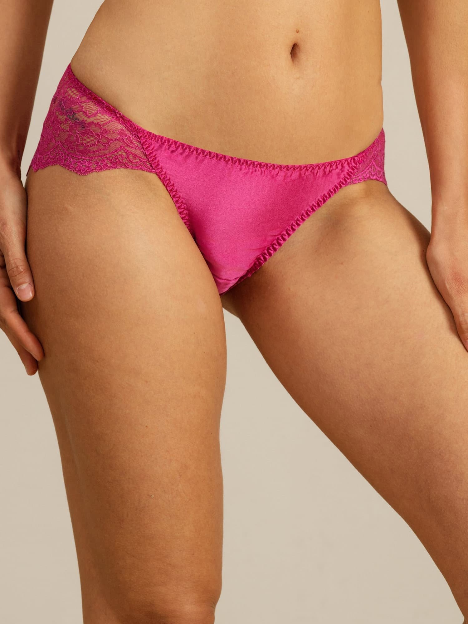 Pure Silk Sexy Comfort Scalloped Lace Panty