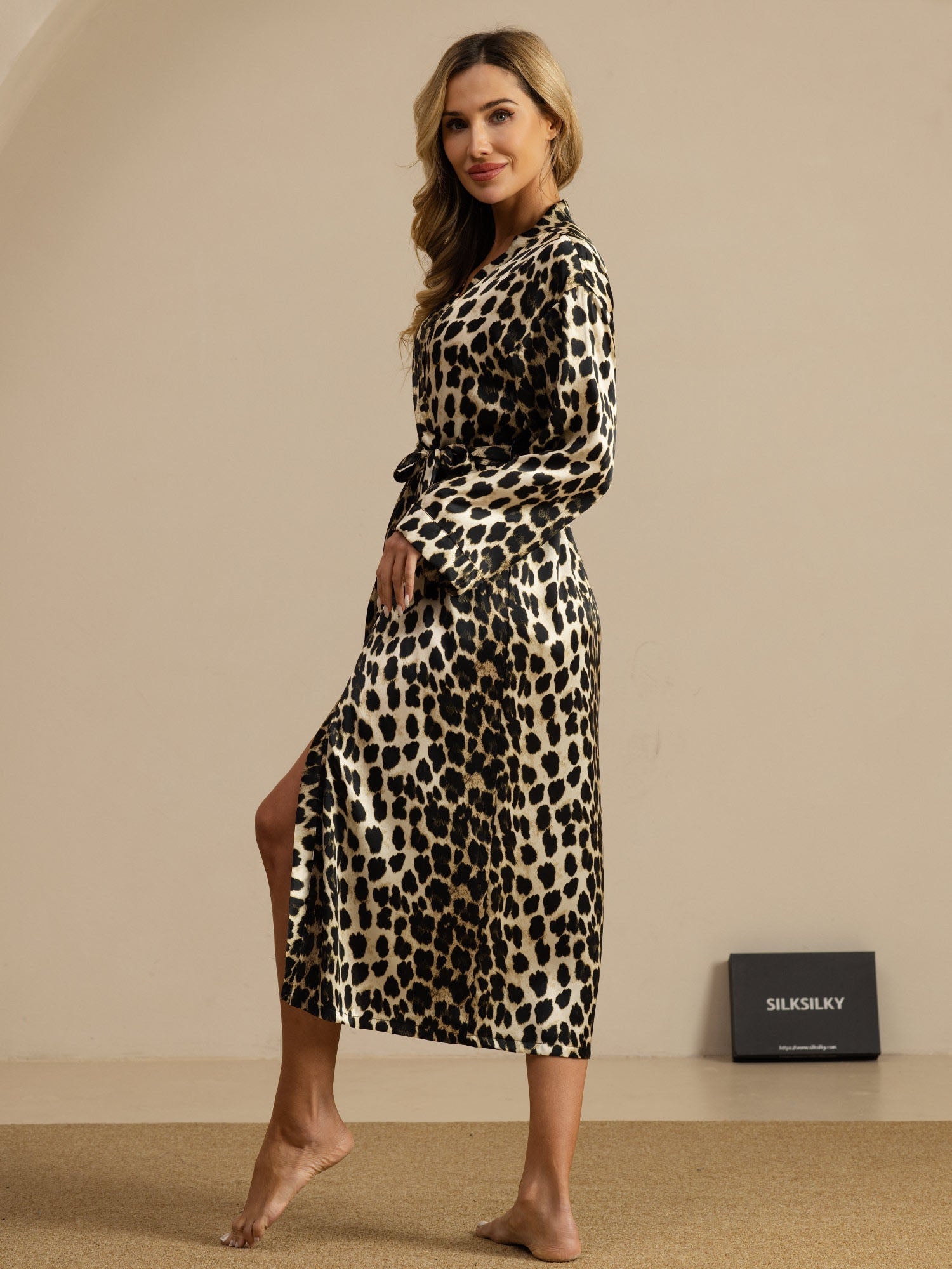 Pure Silk Women's Long Sleeve Midi Leopard Printed Robe