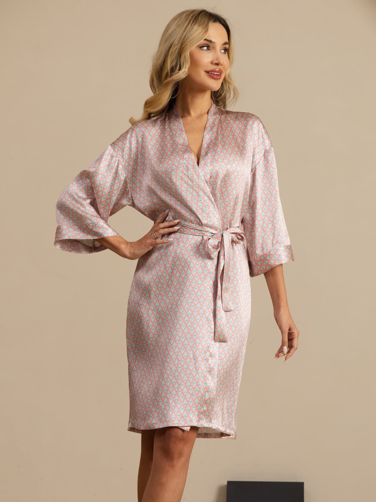 Pure Silk Women’s Knee Length Kimono Heart Geo Printed Robe With Belted Design